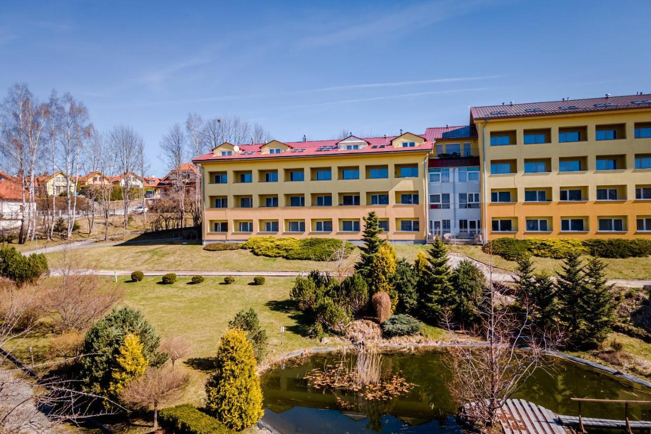 Private Luxury Apartments Frymburk Exterior photo